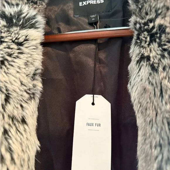 Express Women's Plush Teddy Jacket - Rich Brown - Picture 2 of 3